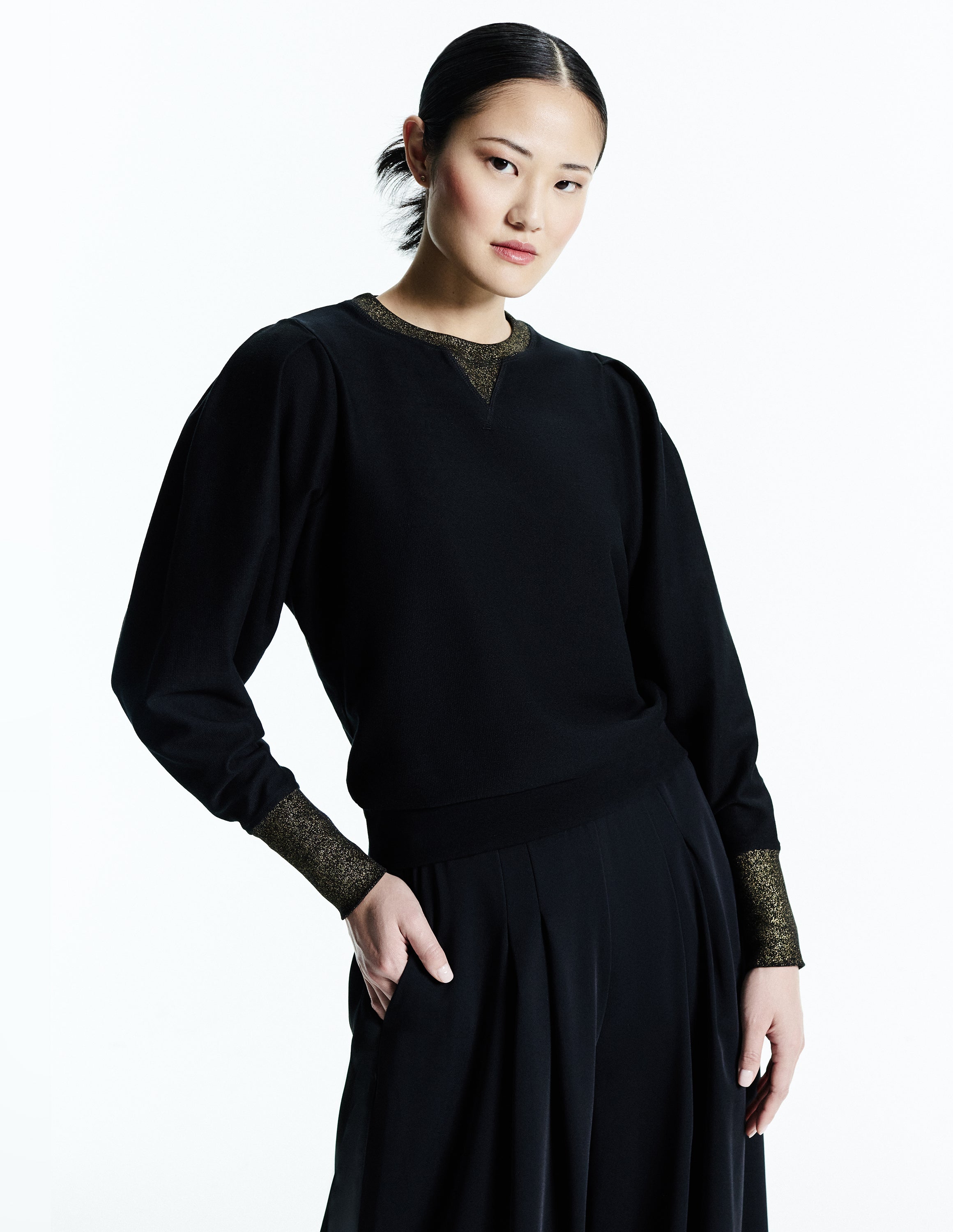 Cropped Puff Sleeve Sweatshirt