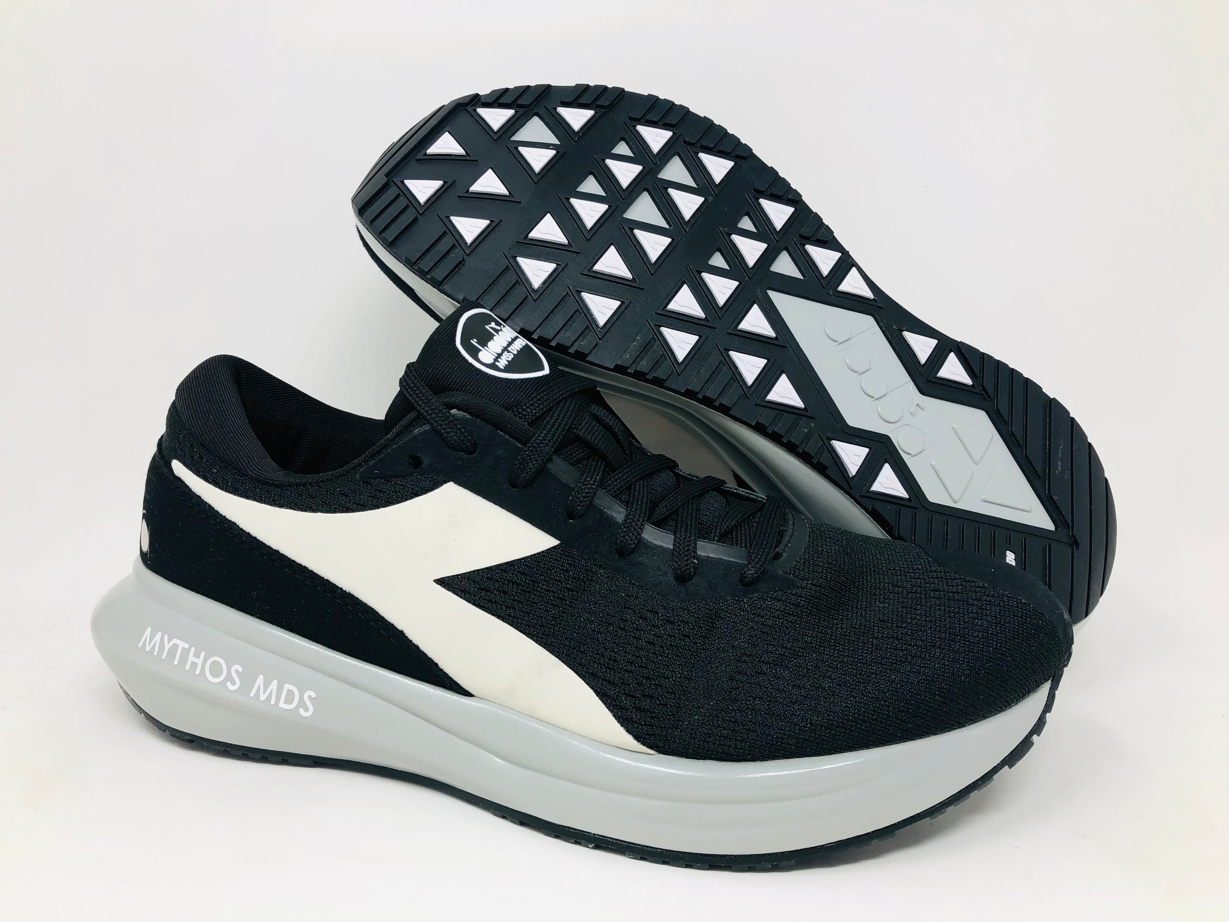Diadora Women's Mythos MDS Running Shoes Silver