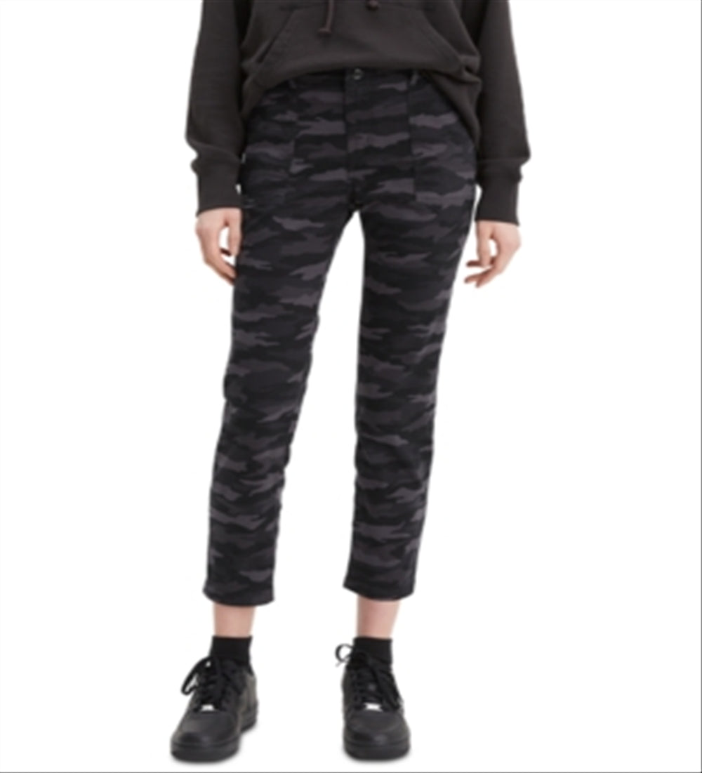 Levi's Women's Classic Utility Camo Chinos Black Size 28