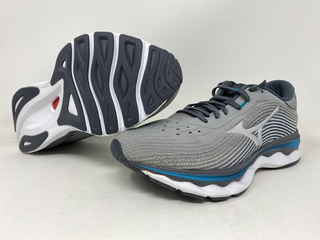 Mizuno Women's Wave Sky 5 Running Shoesgriffin Size 6.5 B (M) Us