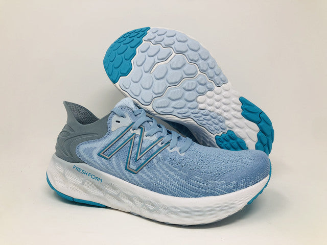 New Balance Women's 1080 V11 Running Shoes Uv Glo/Star Glo Blue Size 11.5 D Wide Us
