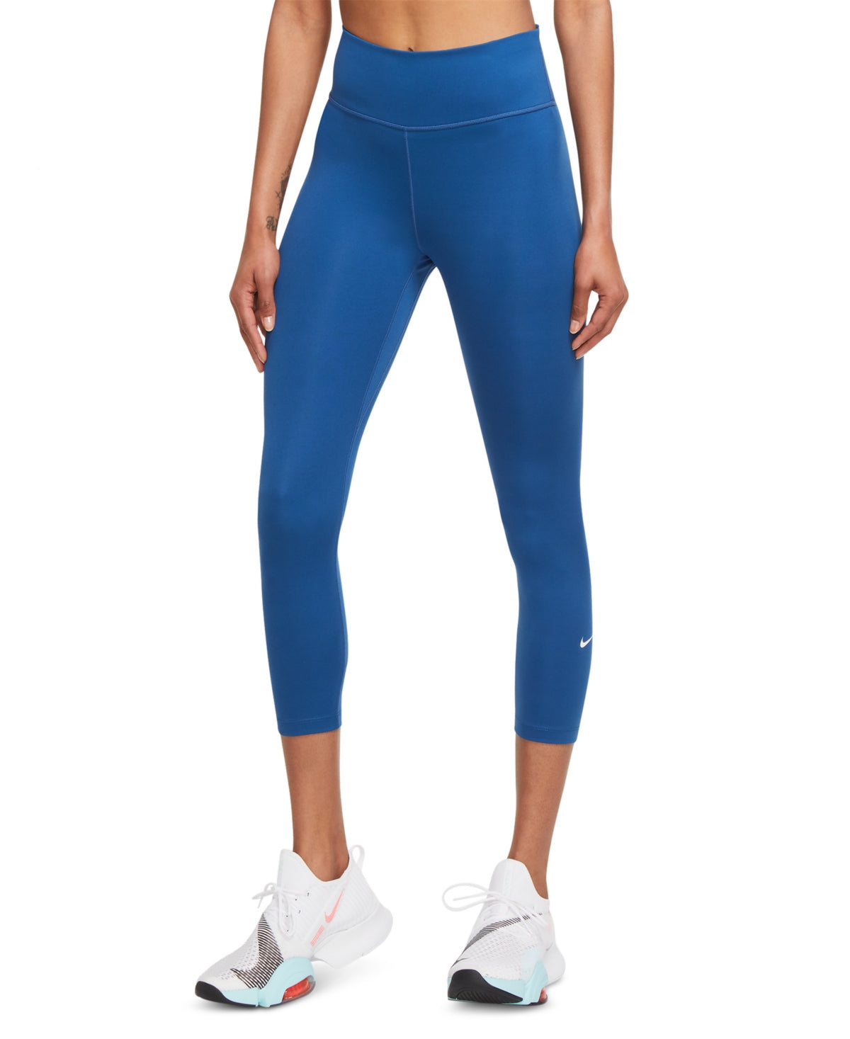 Nike Women's Cropped Leggings Blue Size 1X