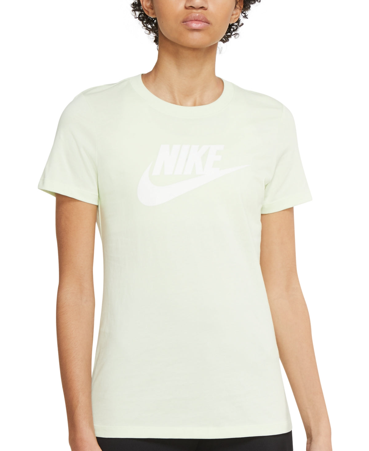 Nike Women's Sportswear Essential T-Shirt Green Size X-Small