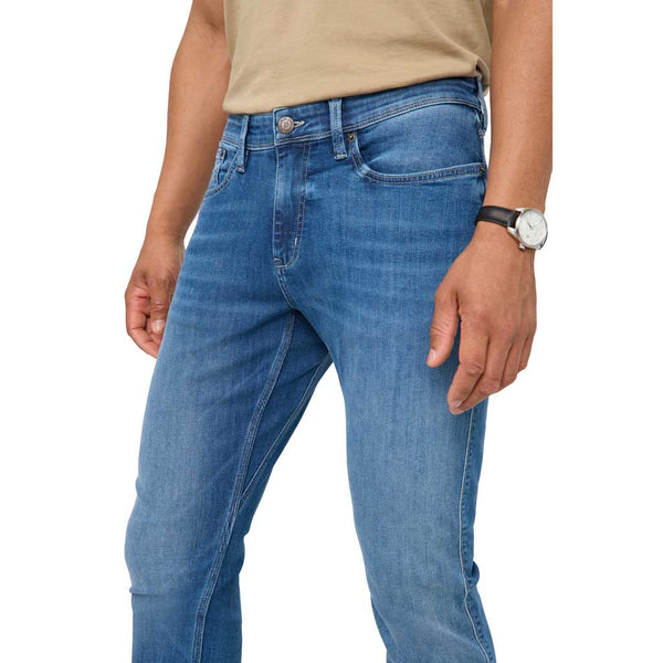 Performance Denim | Relaxed Fit