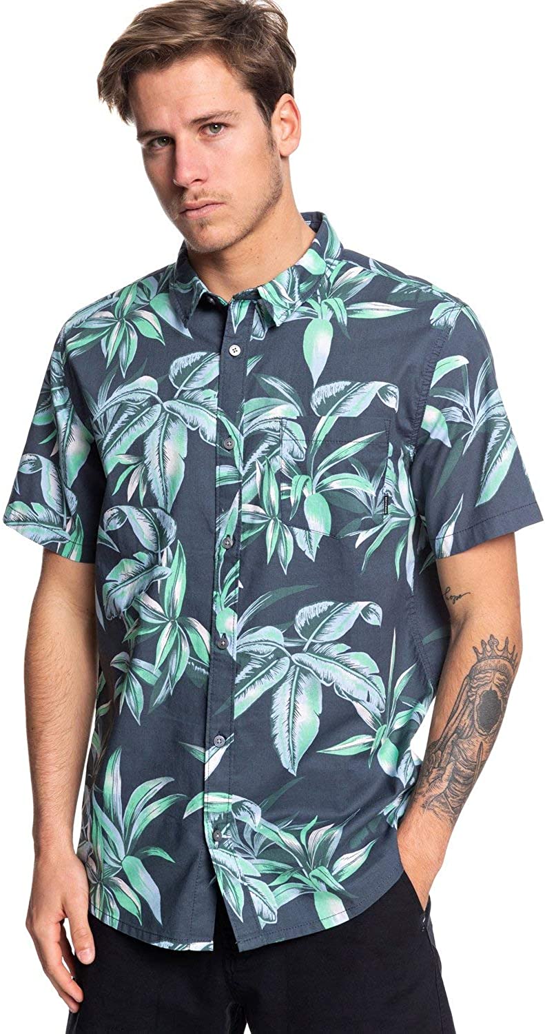 Quiksilver Men's Button Down Pocket Short Sleeve Shirt Blue Size Medium