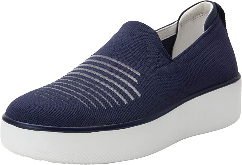 TRAQ by Alegria Women's Mystiq Smart Walking Shoes Blue